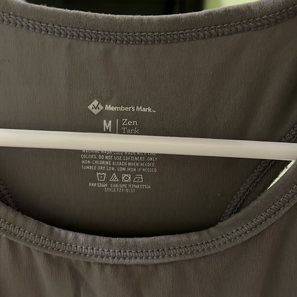 Members Mark tank tops (both included) - Picture 6 of 6